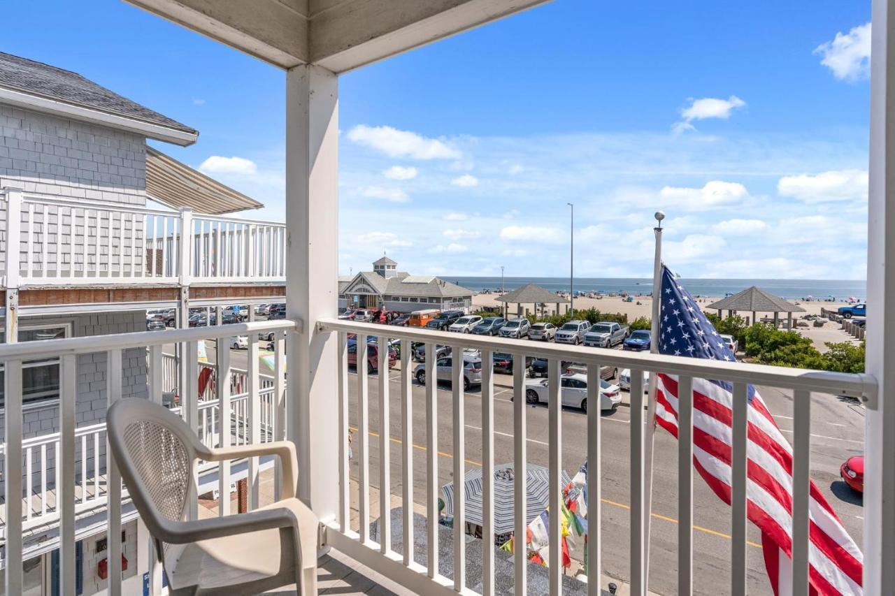 Water Views - Private Balcony - The Americana Хэмптон Экстерьер фото